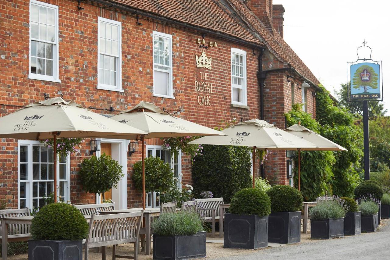 The Royal Oak, Yattendon Frilsham Exteriér fotografie